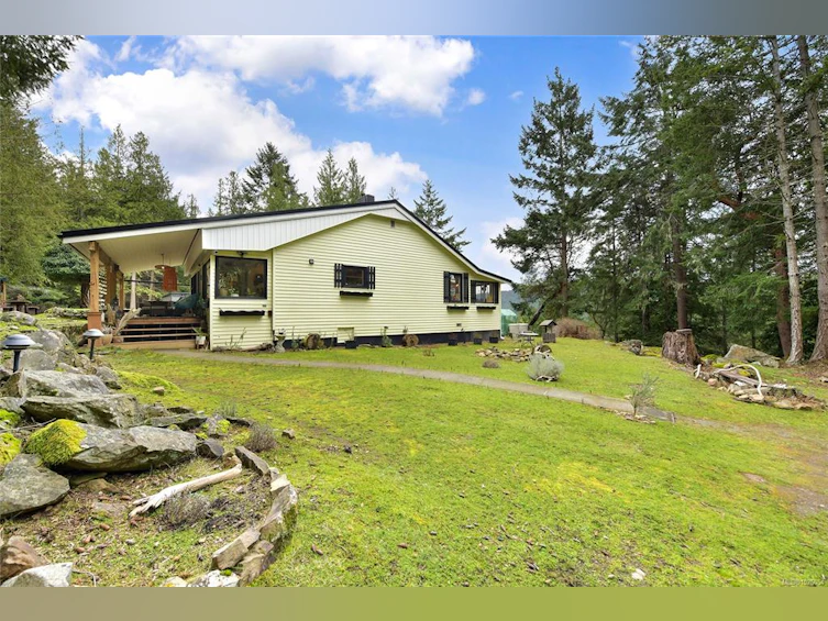 370 Campbell Bay Road, Mayne Island, BC, V0N 2J1 - 6