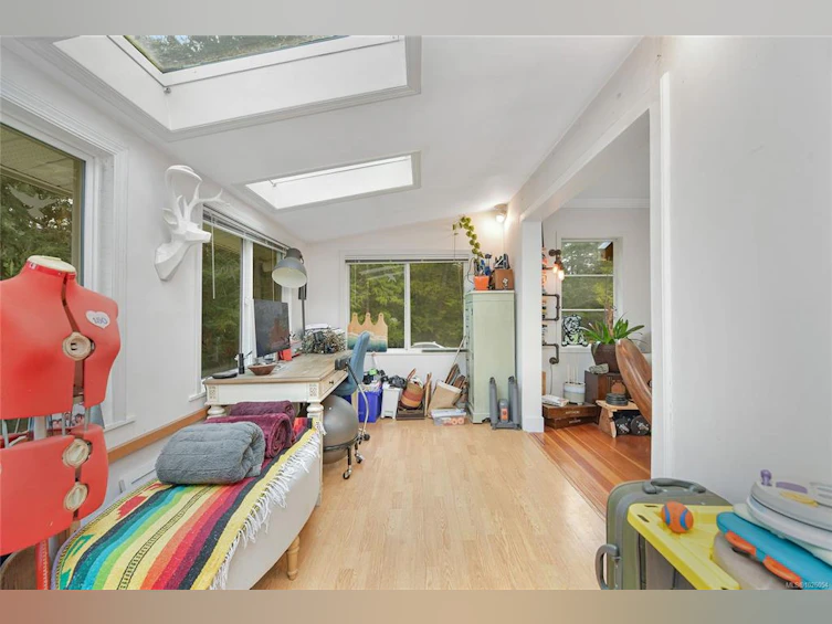 370 Campbell Bay Road, Mayne Island, BC, V0N 2J1 - 40