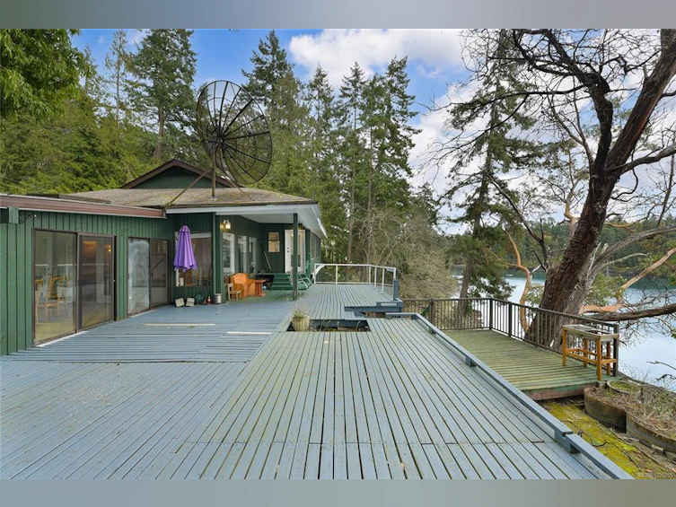 246 Leighton Lane, Mayne Island, BC, V0N 2J2 - 3