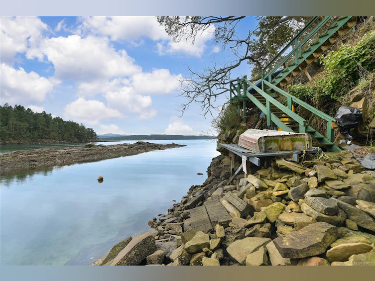 246 Leighton Lane, Mayne Island, BC, V0N 2J2 - 6