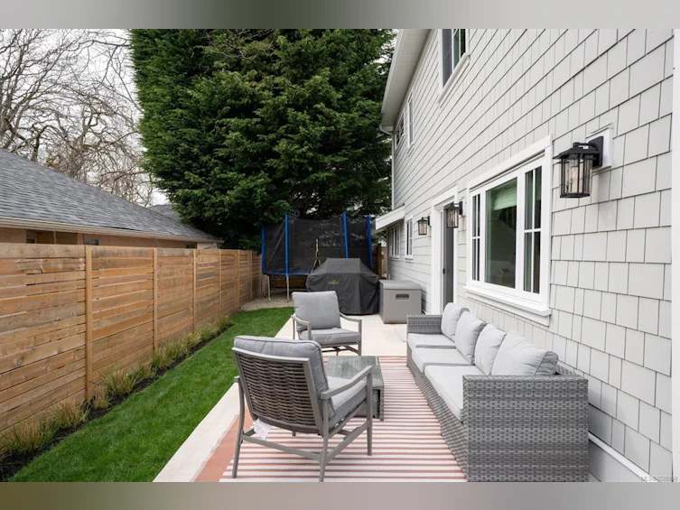 957 Maddison Street, Victoria, BC, V8S 4C6 - 35