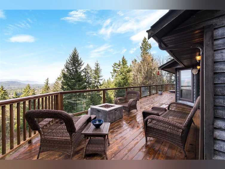 1691 Strathcona Heights Road, Shawnigan Lake, BC, V8H 2A9 - 4