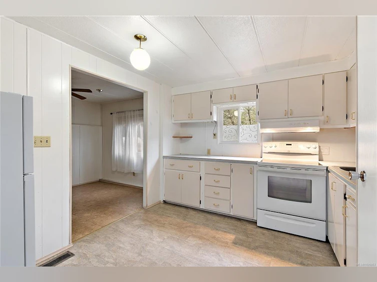 74-2500 Florence Lake Road, Langford, BC, V9B 4H2 - 8
