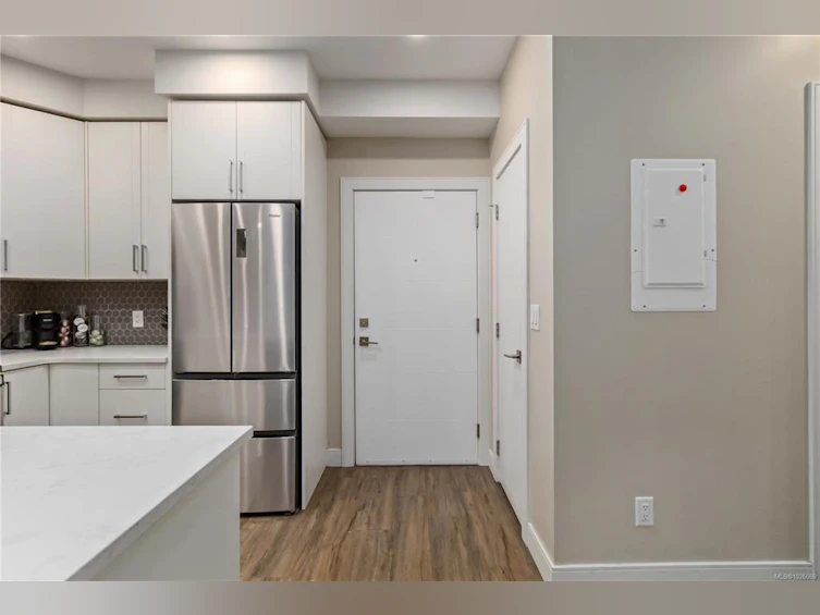 107-280 Island Highway, View Royal, BC, V9B 1G5 - 2