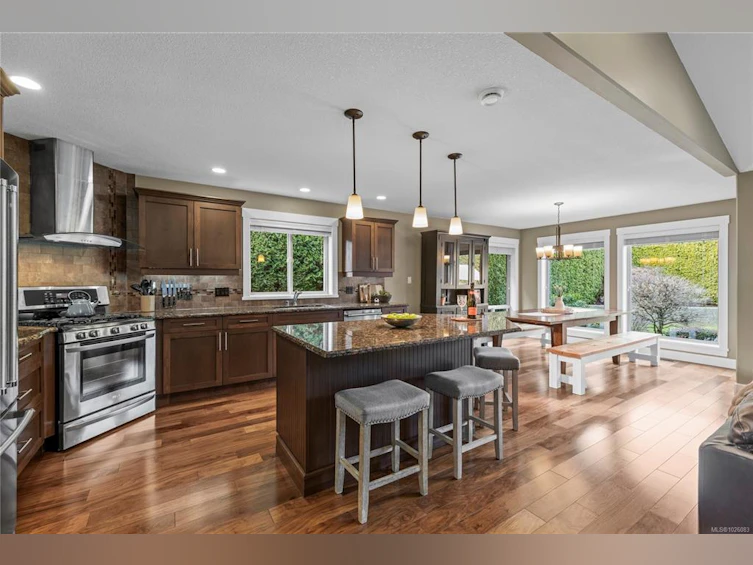 387 Kingsley Street, Parksville, BC, V9P 1H6 - 3