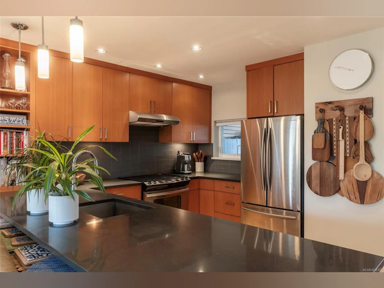 17-785 Central Spur Road, Victoria, BC, V9A 7S1 - 6