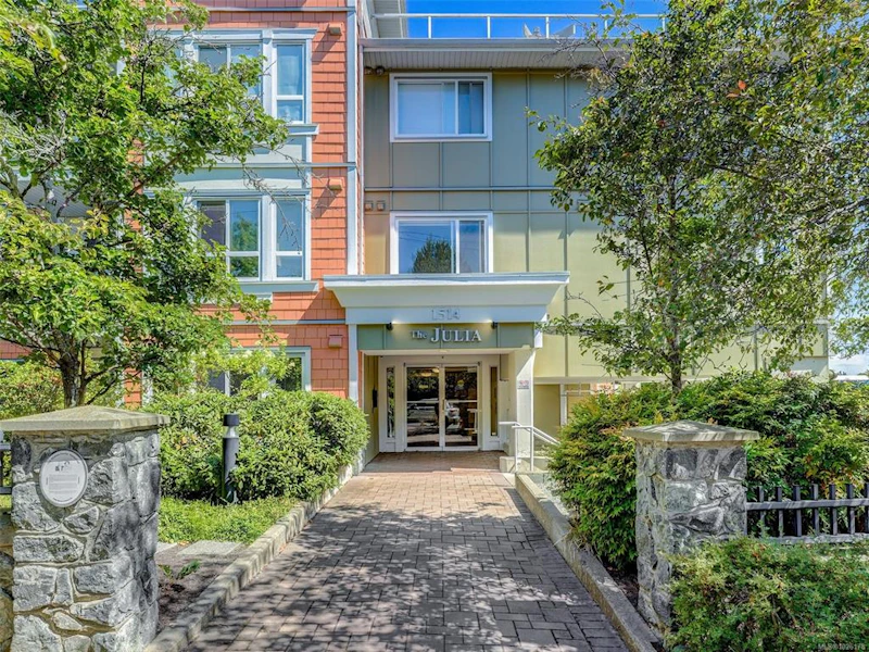 306 - 1514 Church Avenue, Saanich BC V8P 0A3