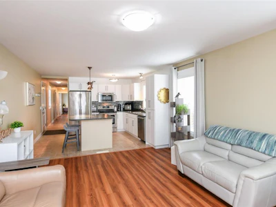 153-4714 Muir Road - 5