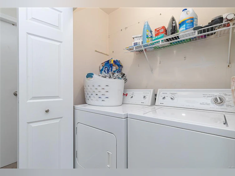 2882 Belmont Avenue, Victoria, BC, V8R 6T3 - 22