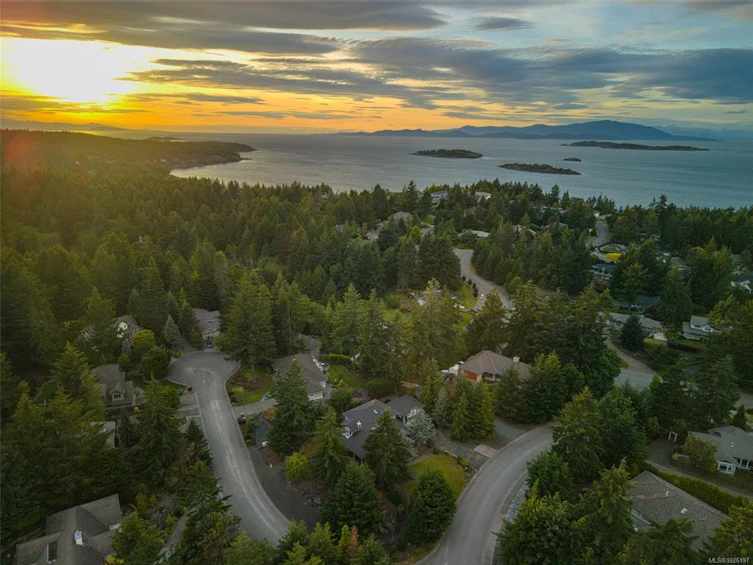3355 Rockhampton Road, Fairwinds, BC, V9P 9H5 - 40