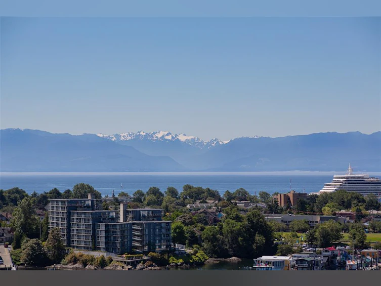 810-100 Saghalie Road, Victoria, BC, V9A 0A1 - 32