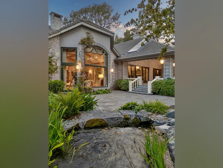 3445 Beach Drive, Oak Bay, BC, V8R 6M6 - 79