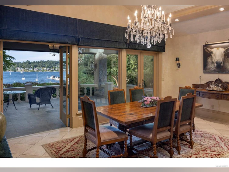 3445 Beach Drive, Oak Bay, BC, V8R 6M6 - 23