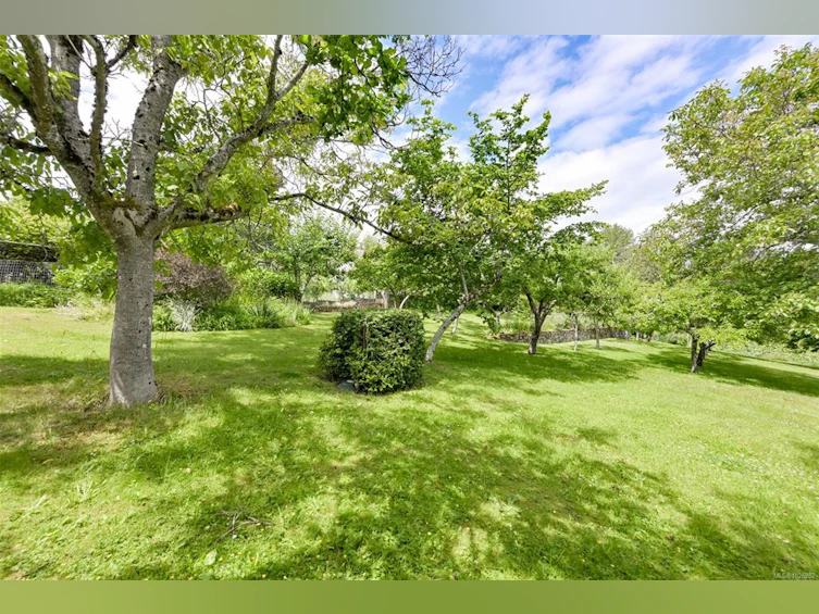 5489 Forest Hill Road, Saanich, BC, V9E 2A8 - 31
