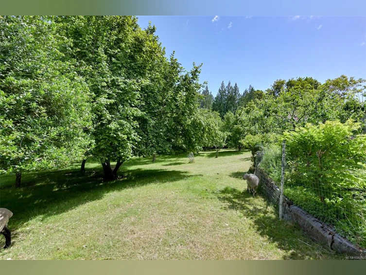 5489 Forest Hill Road, Saanich, BC, V9E 2A8 - 55