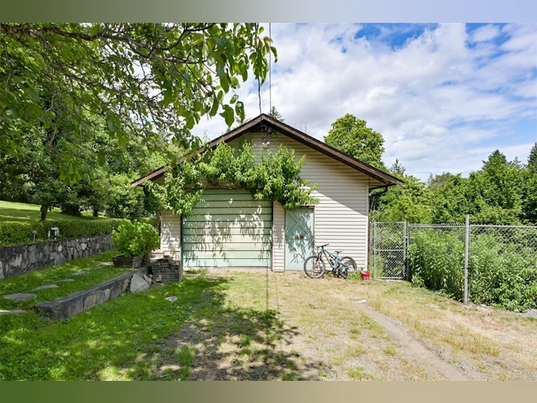 5489 Forest Hill Road, Saanich, BC, V9E 2A8 - 53