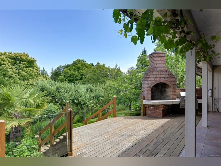 5489 Forest Hill Road, Saanich, BC, V9E 2A8 - 16