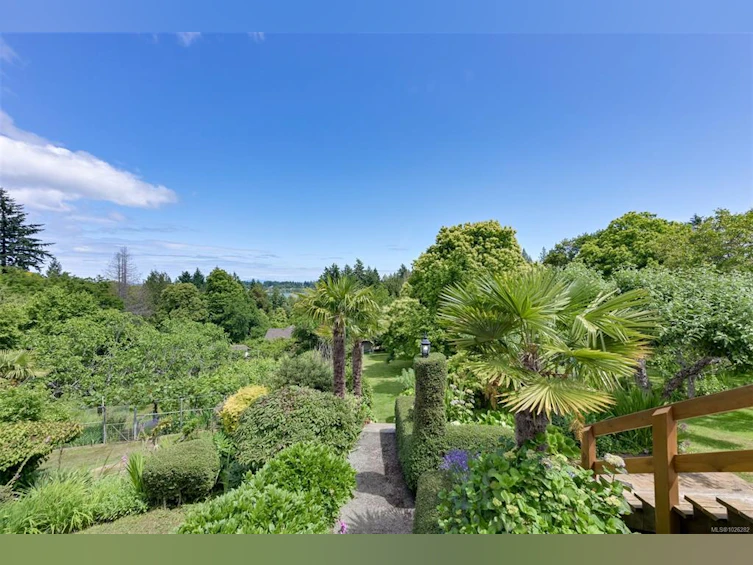 5489 Forest Hill Road, Saanich, BC, V9E 2A8 - 25