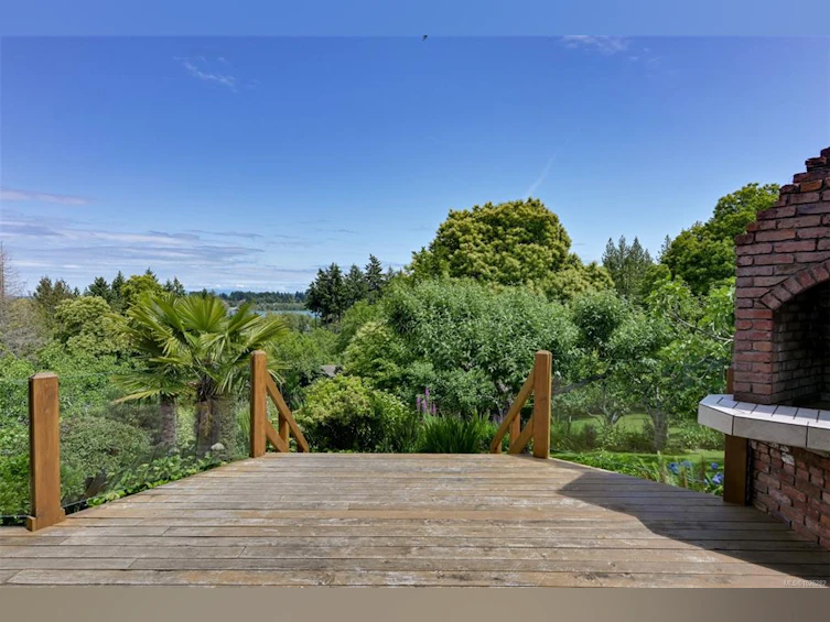 5489 Forest Hill Road, Saanich, BC, V9E 2A8 - 17