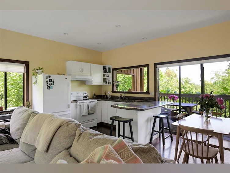 5489 Forest Hill Road, Saanich, BC, V9E 2A8 - 47