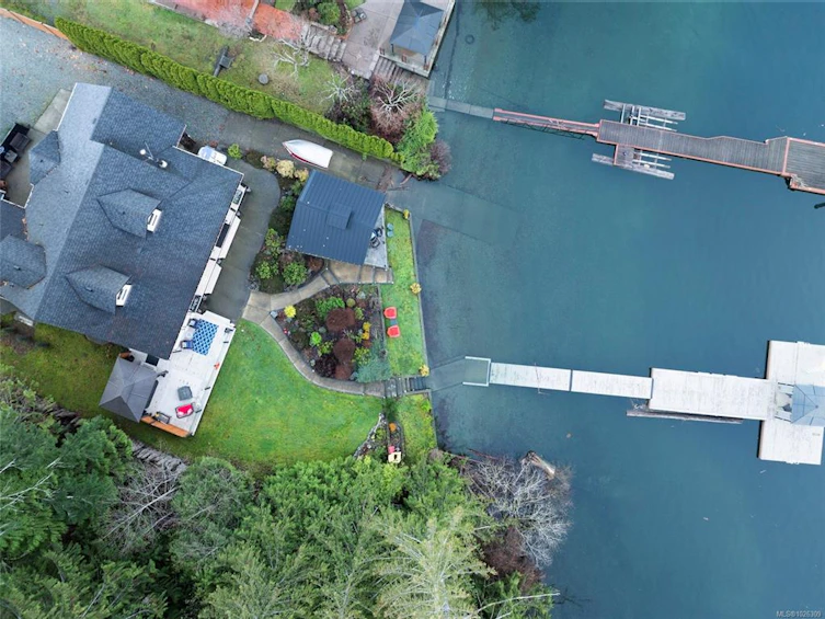 7247 Walton Road, Honeymoon Bay, BC, V0R 1Y0 - 51