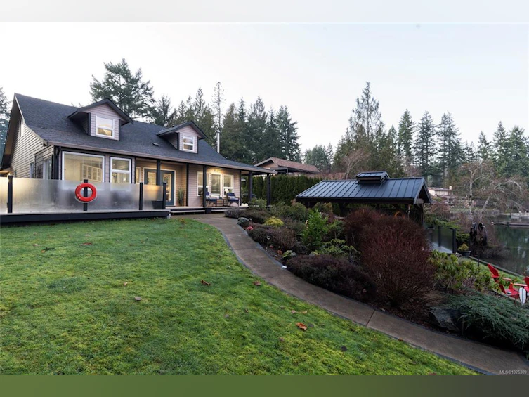 7247 Walton Road, Honeymoon Bay, BC, V0R 1Y0 - 49