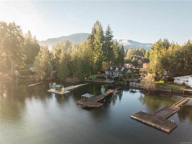 7247 Walton Road, Honeymoon Bay, BC, V0R 1Y0 - 3