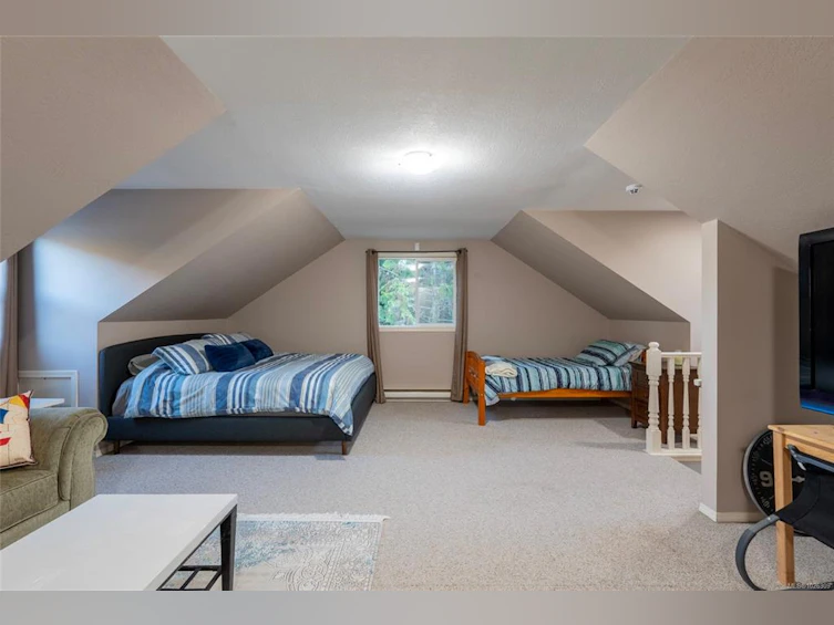7247 Walton Road, Honeymoon Bay, BC, V0R 1Y0 - 37