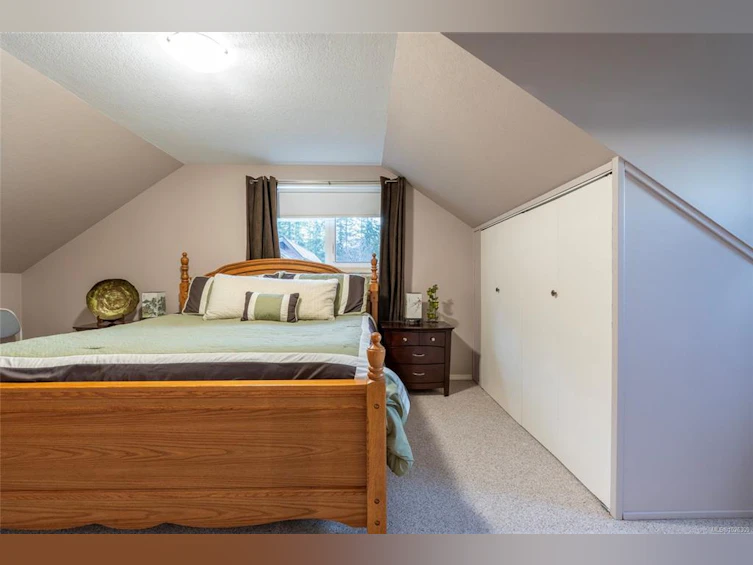 7247 Walton Road, Honeymoon Bay, BC, V0R 1Y0 - 40