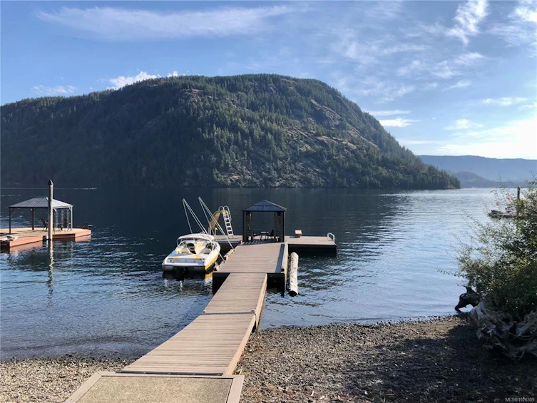 7247 Walton Road, Honeymoon Bay, BC, V0R 1Y0 - 74