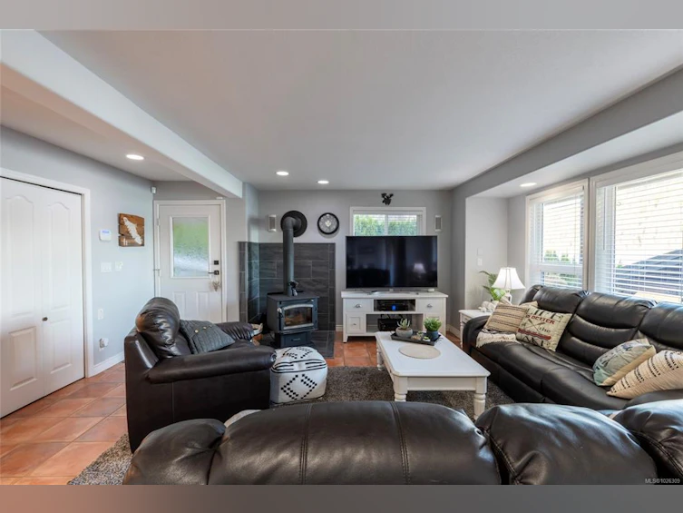 7247 Walton Road, Honeymoon Bay, BC, V0R 1Y0 - 15