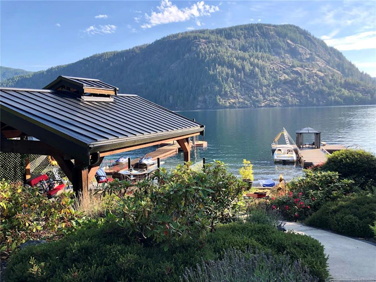 7247 Walton Road, Honeymoon Bay, BC, V0R 1Y0 - 5