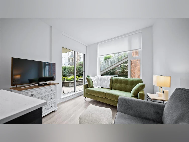 301-1628 Store Street, Victoria, BC, V8W 0H1 - 4