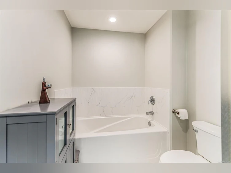 3026 Waterstone Way, Nanaimo, BC, V9T 6S8 - 39