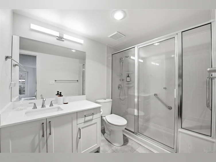 302-1121 Oscar Street, Victoria, BC, V8V 2X3 - 14