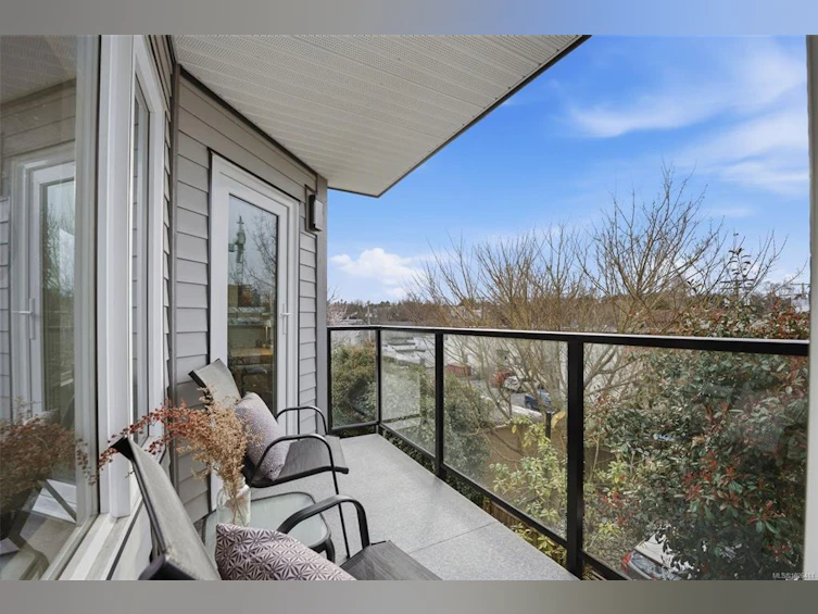 302-1121 Oscar Street, Victoria, BC, V8V 2X3 - 5