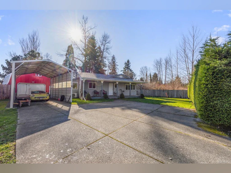 1420 15th Street, Courtenay, BC, V9N 2C2