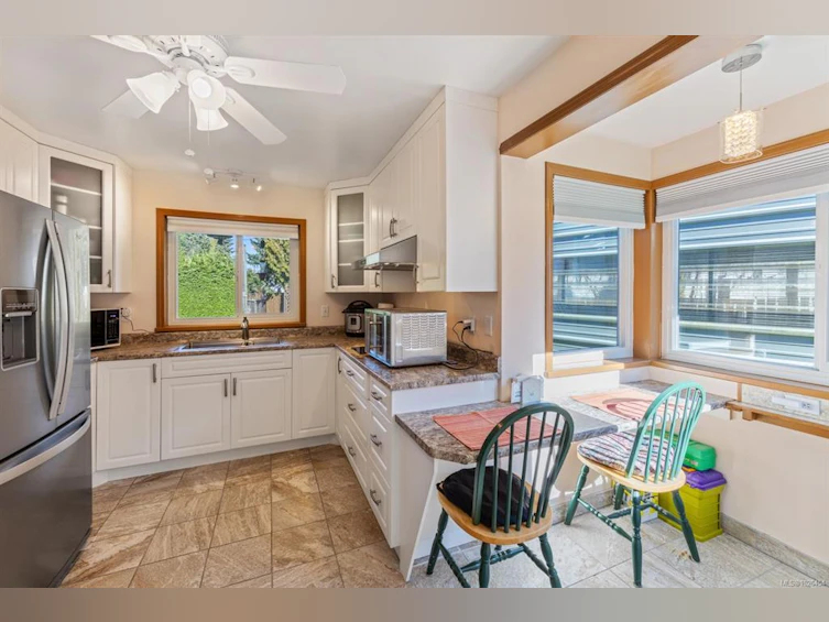 1420 15th Street, Courtenay, BC, V9N 2C2 - 10