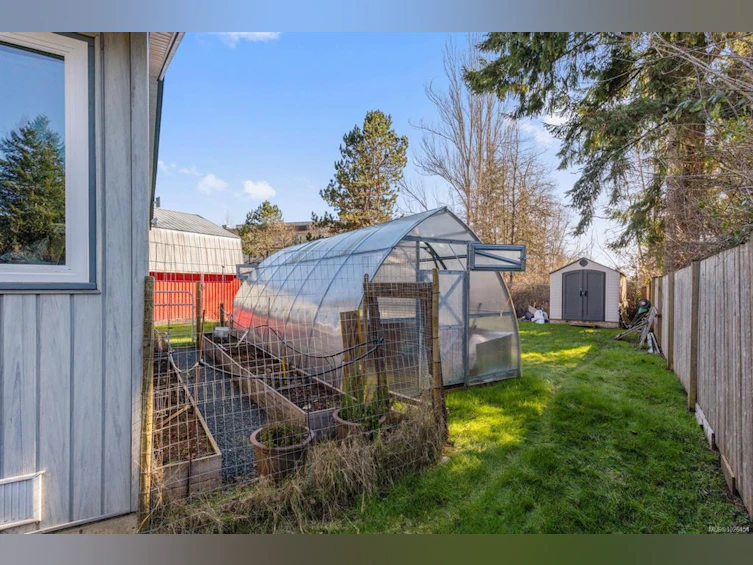 1420 15th Street, Courtenay, BC, V9N 2C2 - 28
