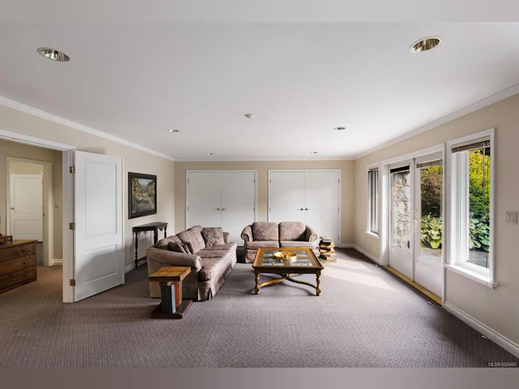 1580 Beach Drive, Oak Bay, BC, V8R 6H8 - 49