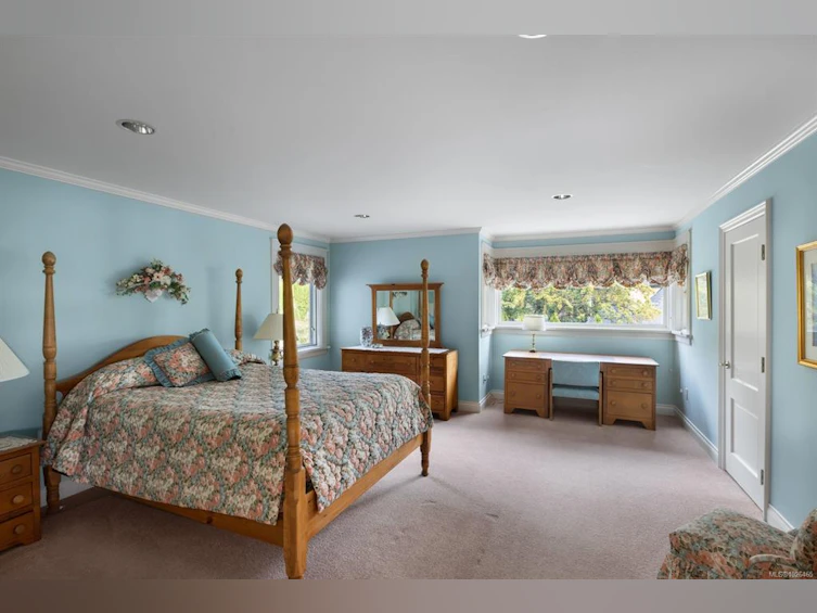 1580 Beach Drive, Oak Bay, BC, V8R 6H8 - 43