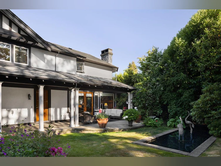 1580 Beach Drive, Oak Bay, BC, V8R 6H8 - 56