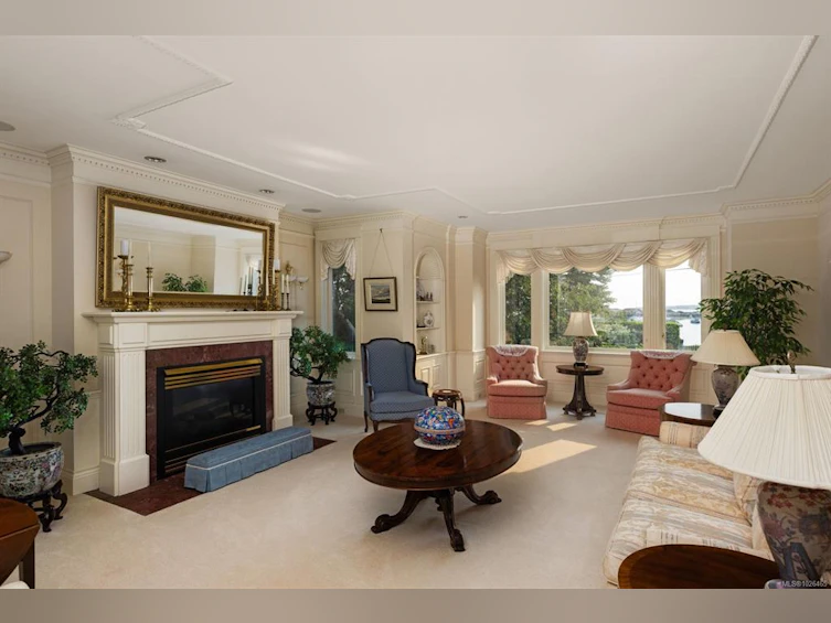1580 Beach Drive, Oak Bay, BC, V8R 6H8 - 14