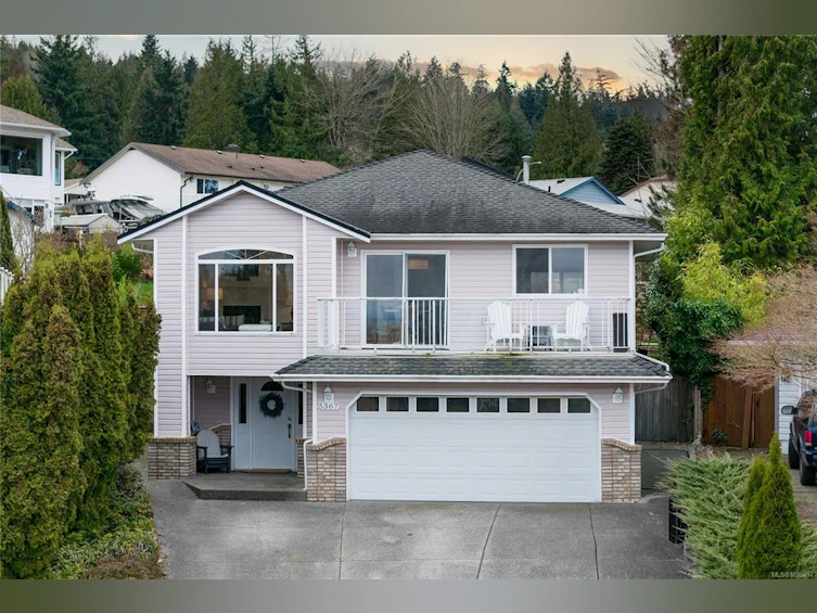 5367 Catalina Drive, Nanaimo, BC, V9V 1G8 - 2
