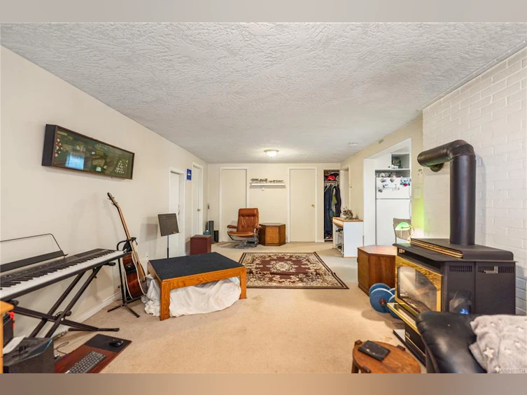 3031 Washington Avenue, Victoria, BC, V9A 1P7 - 22