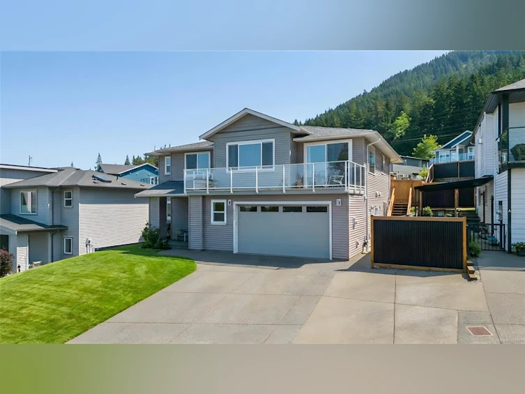 127 Ray Knight Drive, Ladysmith, BC, V9G 0B8 - 8