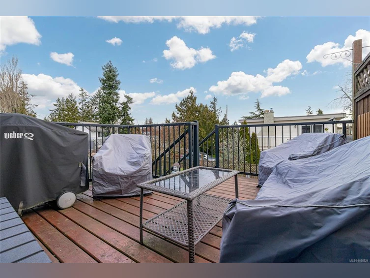 9581 Epco Drive, Sidney, BC, V8L 2T1 - 22