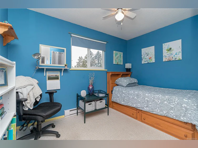 9581 Epco Drive, Sidney, BC, V8L 2T1 - 11