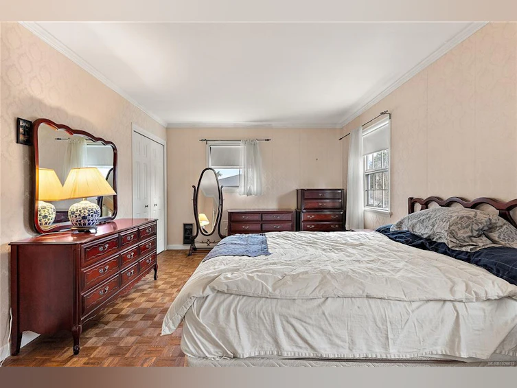1806 Feltham Road, Saanich, BC, V8N 4R8 - 14