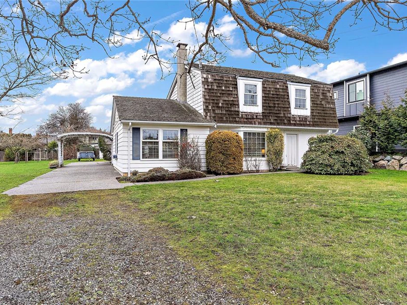 1806 Feltham Road, Saanich BC V8N 2A6